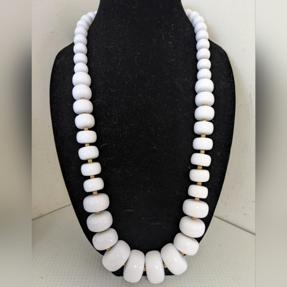 Vtg Signed Kjl Kenneth J. Lane Chunky White Beade… - image 1